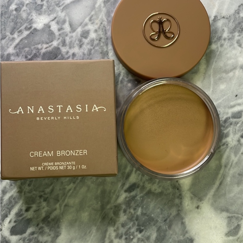 Anastasia‎ Beverly Hills ABH Cream Bronzer Sun Kissed